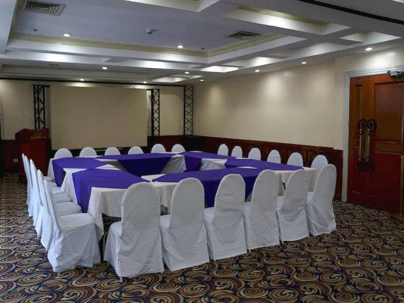 Tiara Oriental Hotel Μακάτι Εξωτερικό φωτογραφία